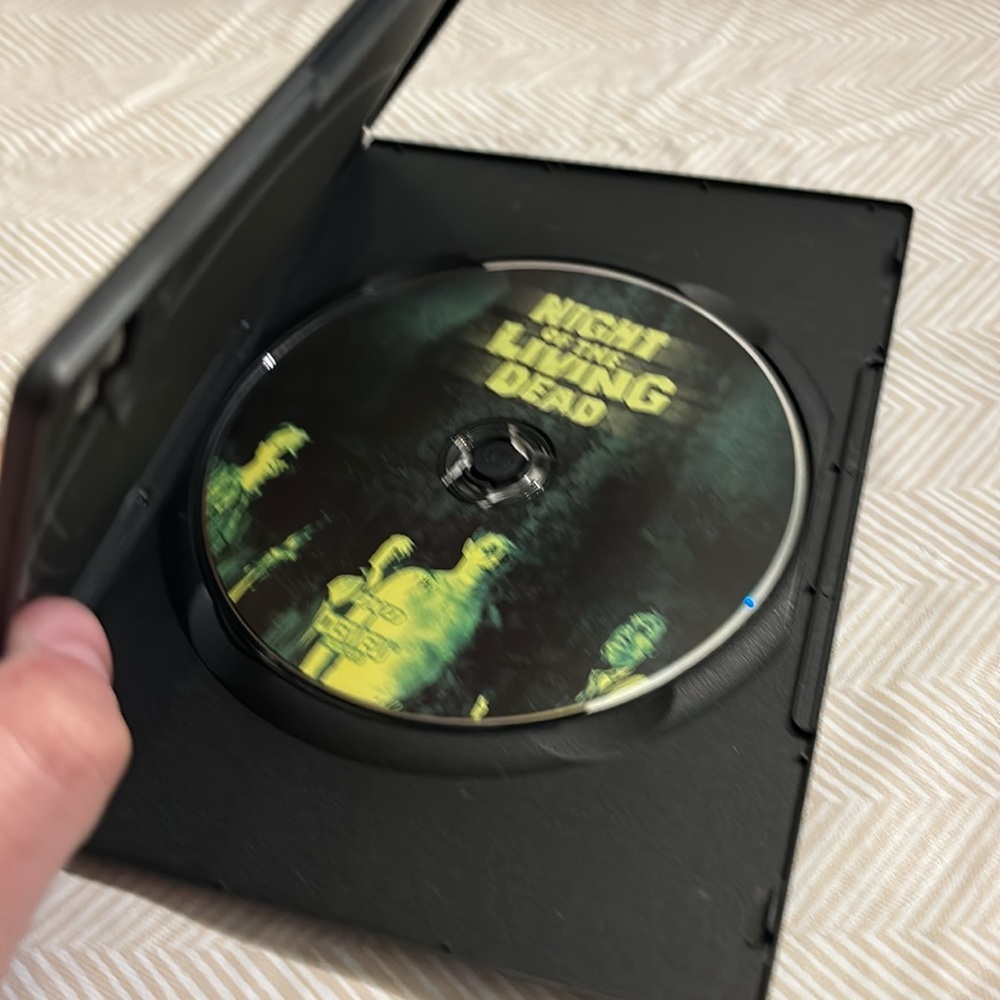 🟢10/$10 - DVD - Picture 2 of 2